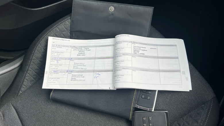 Renault Clio 1.0 TCe 100 Iconic 5dr Petrol Hatchback